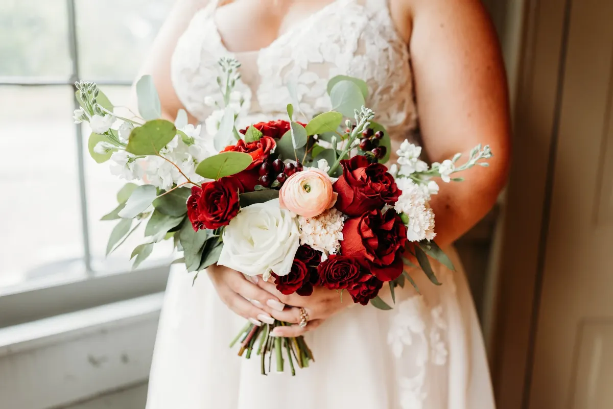 Carmine centerpiece